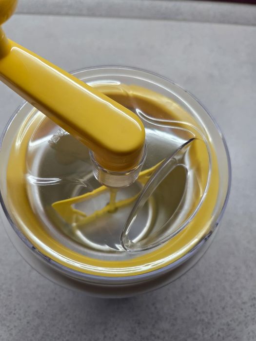 Мороженица для приготовления мороженого