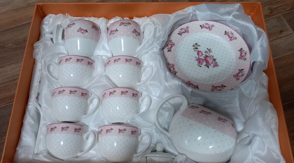 Продам чайный сервиз