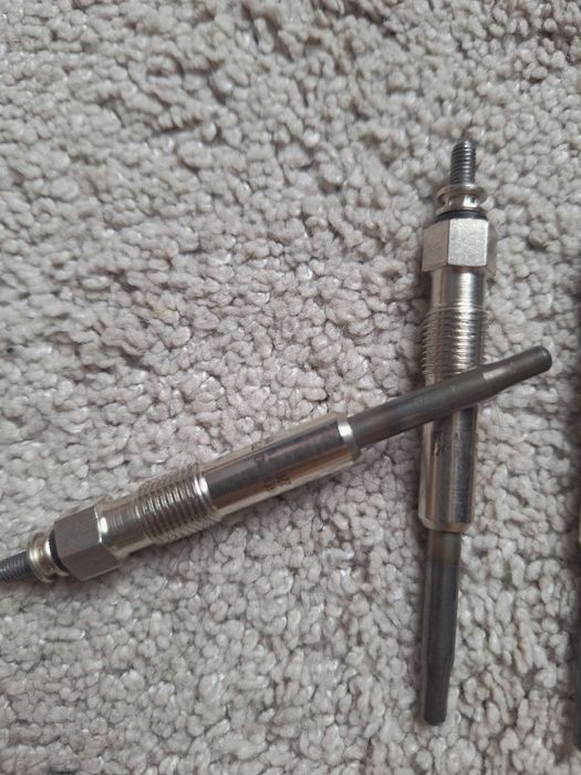 Нови подгревни свещи за Ситроен Ксара Пикасо 2.0HDI Citroen