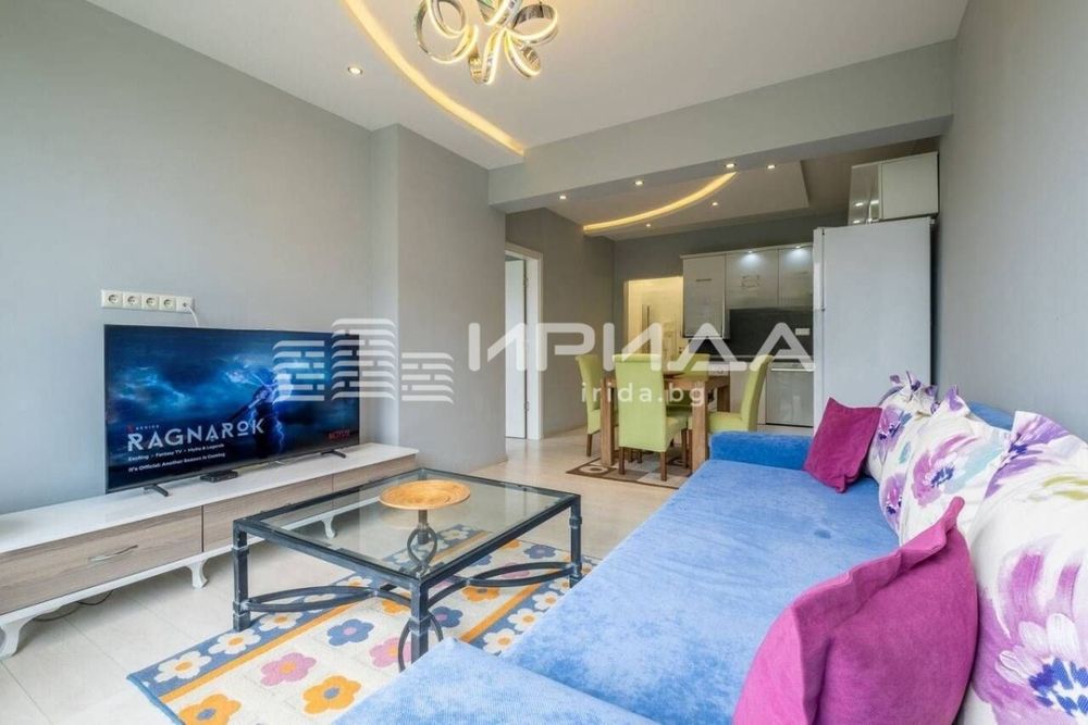 Тристаен апартамент до НДК!