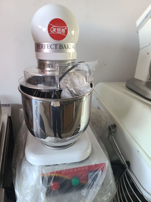 Mikser aparatini professionaldagi turli xillari mavjud!