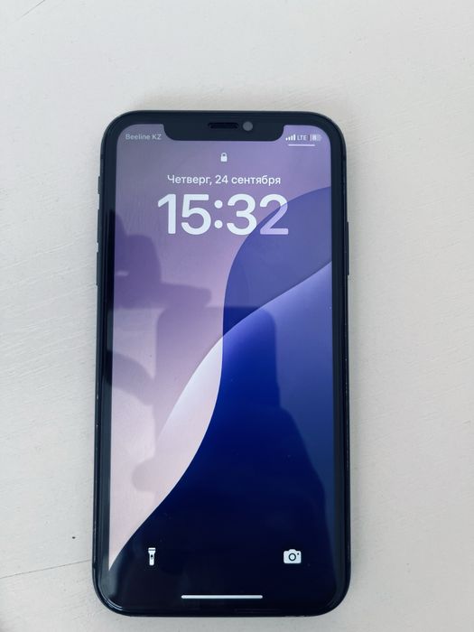 Продам айфон 11 128гб