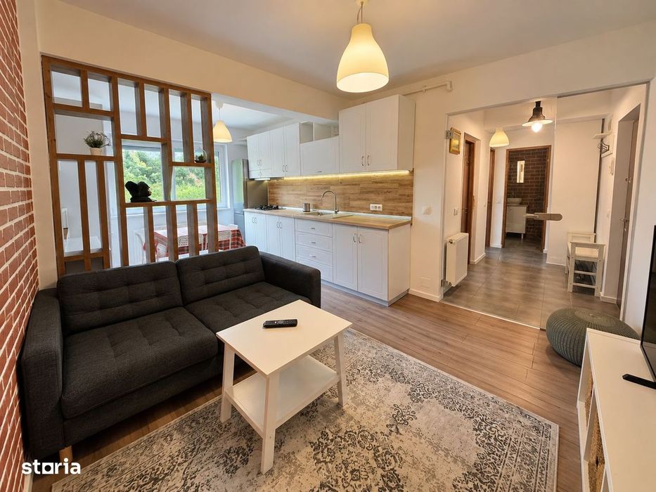 De vânzare apartament 3 camere zona Vivo
