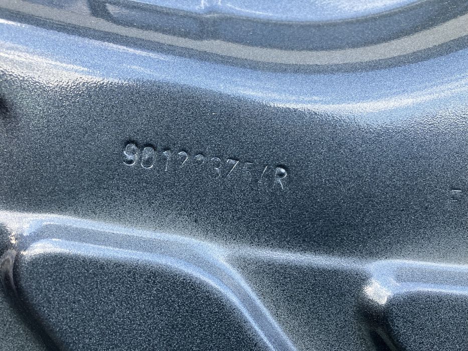 Заден капак врата багажник за Renault Zoe Пено Зое 2013-2019г