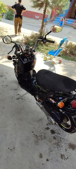 Skuter 150 kub sotiladi