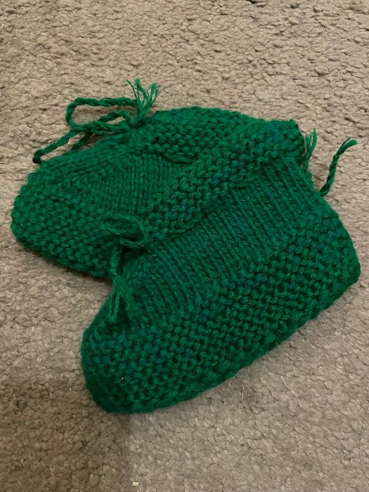Бебешки търлички ръчно плетени