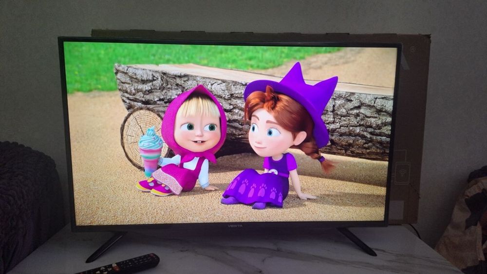 Samsung 43 smart  android TV sotiladi