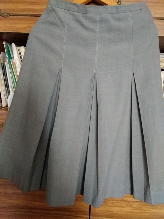 Блузки, юбки размер 46-48,54