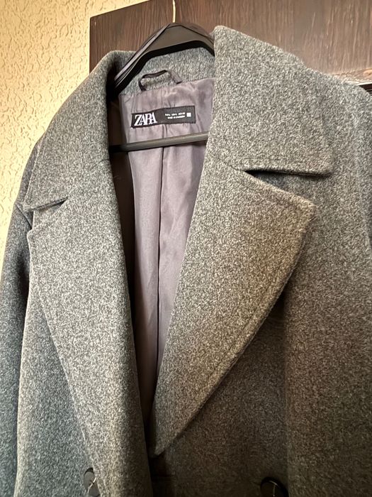 Дамско сиво палто Zara L размер