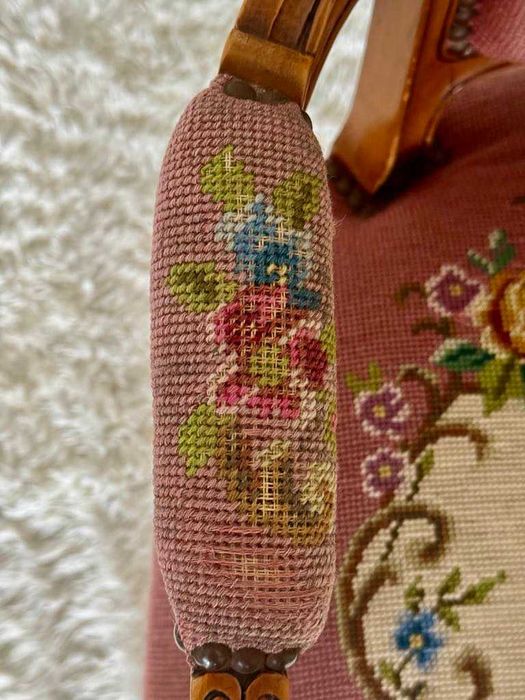 Ретро френски кресла с гобленова дамаска