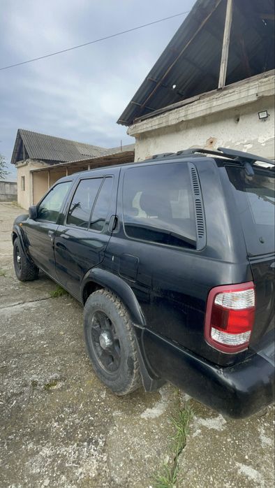 Nissan Pathfinder r50