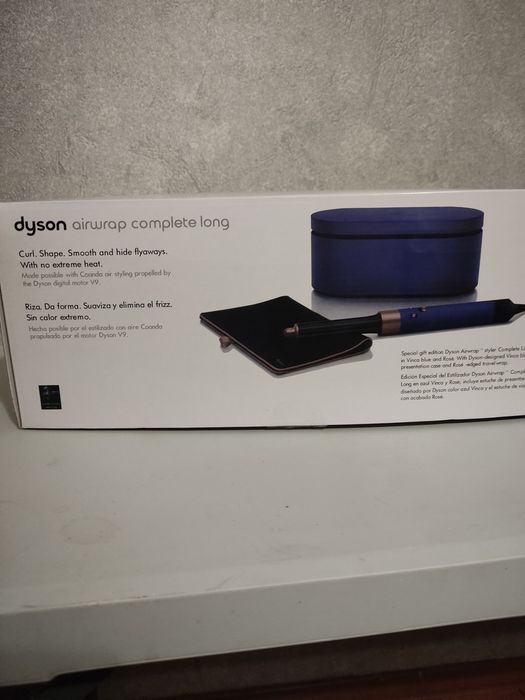 Продам фен Dyson