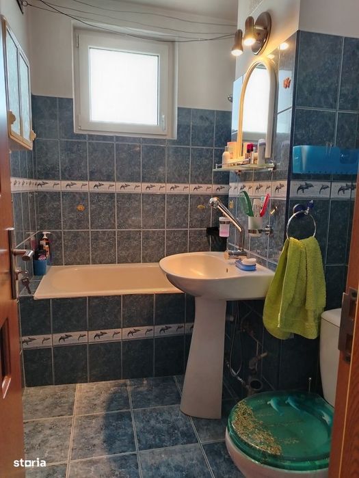 cv 59 Al.Rotunda, apartament 2 camere decomandat, etaj intermediar