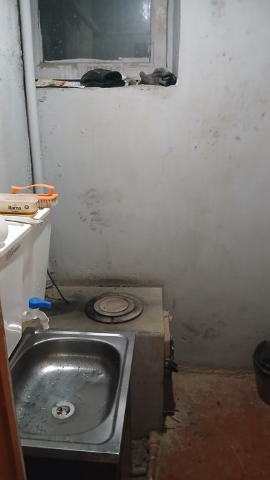 Продается  дом  в  поселкп   Сарытөбе