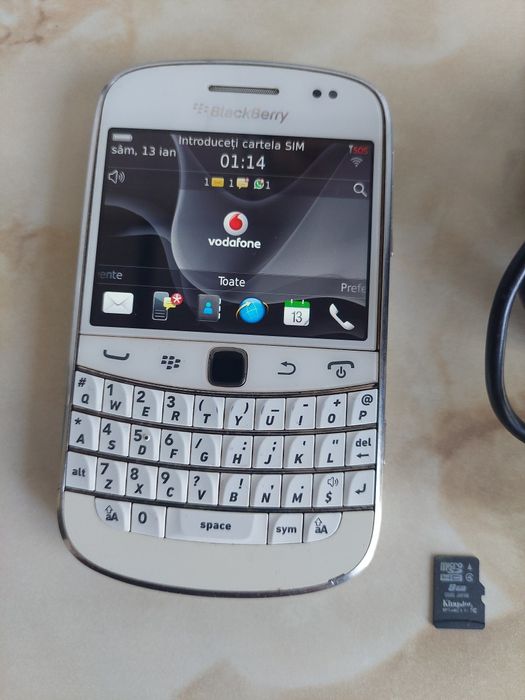 Vând BlackBerry 9900 White / Alb, fără probleme, DEcodat //poze reale