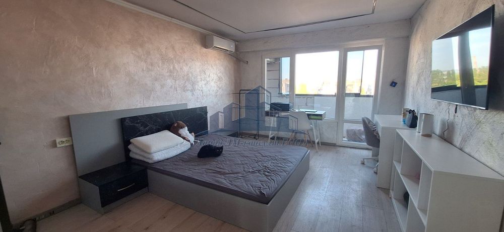 Продава се Тристаен апартамент в Шумен, Добруджански - 87 кв.м за 1553 €/кв.м - Снимка #2