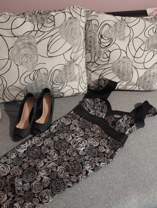 Нова рокля XS/S еластична материя