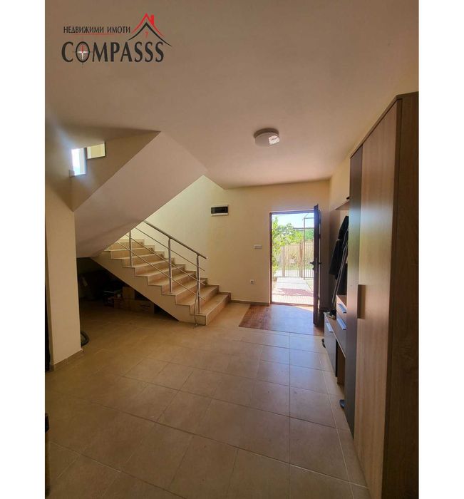 с. Драганово, Обл. Добрич, КЪЩА на 2 етажа – 107372евро!