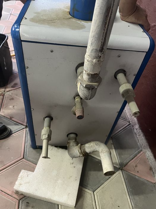 Продам напольную газовую печь