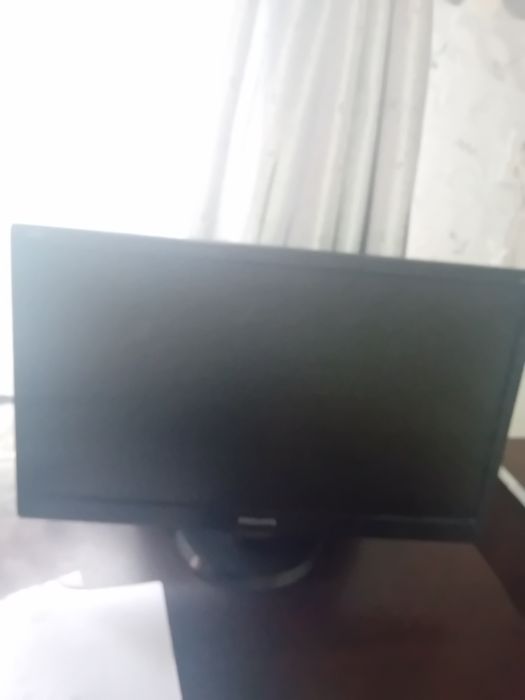 Vand Monitor Philips Nu Cabluri
