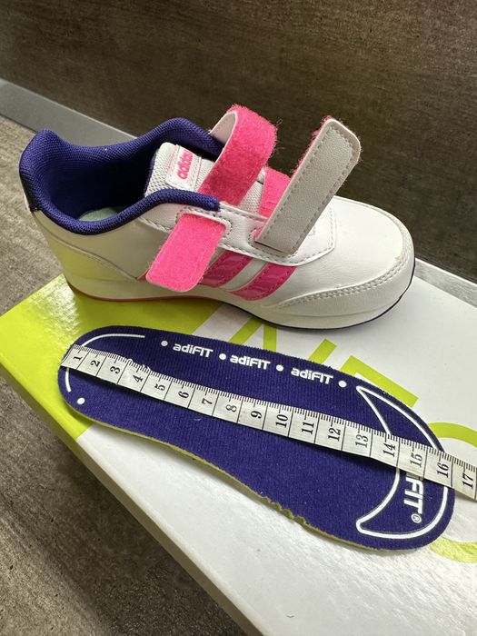 Детски маратонки ADIDAS р-р 25 1/2