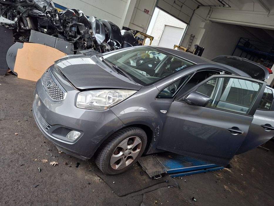 Fata completă kia venga 2011