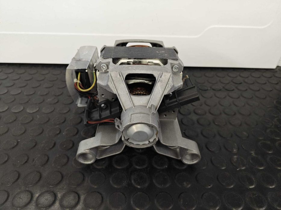 Motor 7 pini masina de spalat Arctic Beko Tonlon DUM66-39 mod / R2