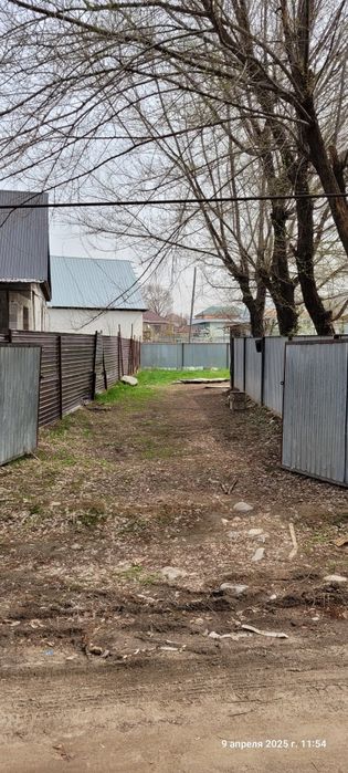 Времянка жилая, частично благоустроенная