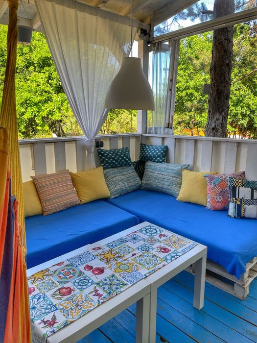 Каравана под наем на “Якото място”