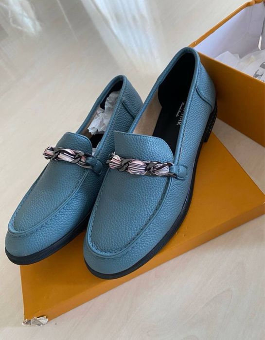 Obuvla sotiladi yengi kiyilmagan