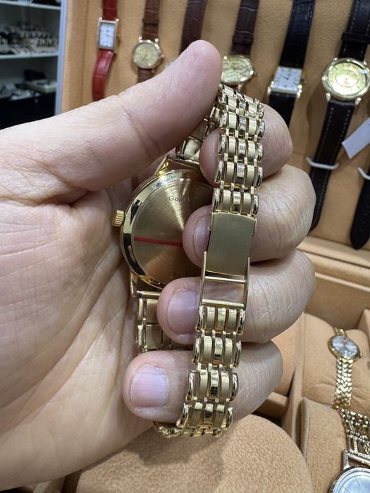 Женские Часы Chopard С Бриллиантами 750Пробы