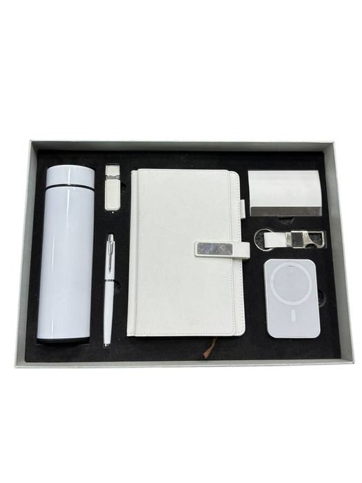 DIARY tomonidan - BUSINESS CORE set

Ishbilarmonlar uchun zarur bo‘