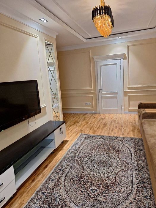 Ц 6, кафе На Небе, 3-ком  Аренда