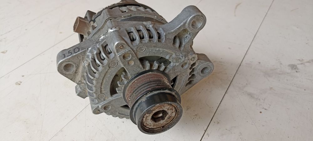 Генератор на Прадо 150