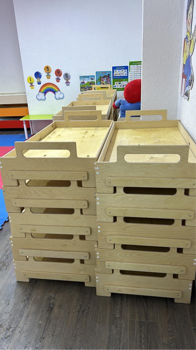 Детская стопируемпя кровать