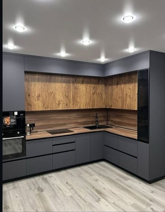 Натяжные потолки.