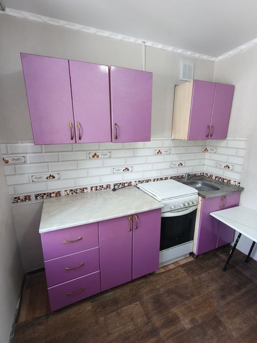 Продаём двухкомнатную квартиру в районе "Экспресса"