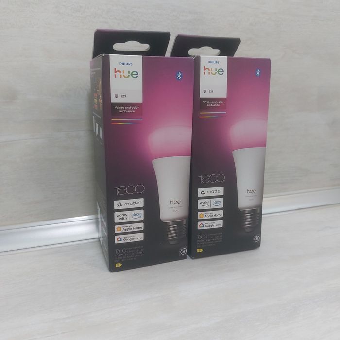 Нови 2 бр. Смарт LED Крушки Philips Hue E27 1600lm White & Colour Ambiance (Matter)