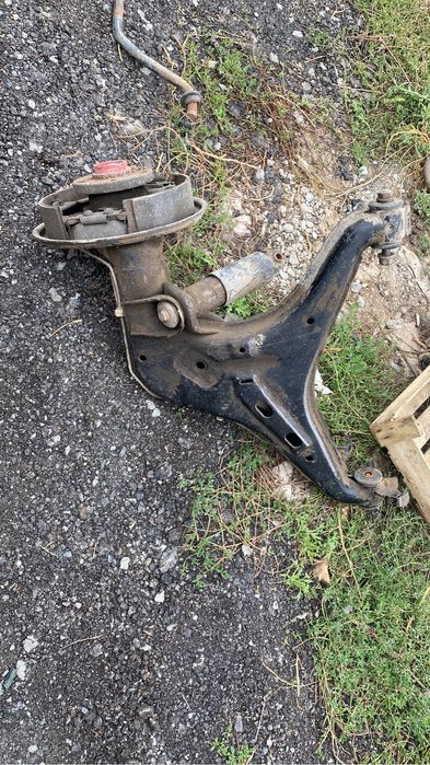 Фары, телевизор, задние рычаги Т4