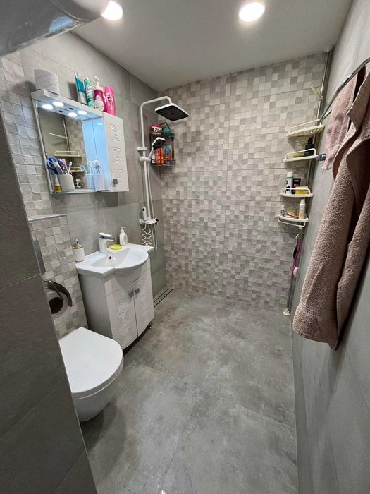 Продава се Четиристаен апартамент в София, Левски Г - 104 кв.м за 2308 €/кв.м - Снимка #7