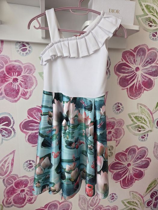 Рокля Ted Baker .Размер 148