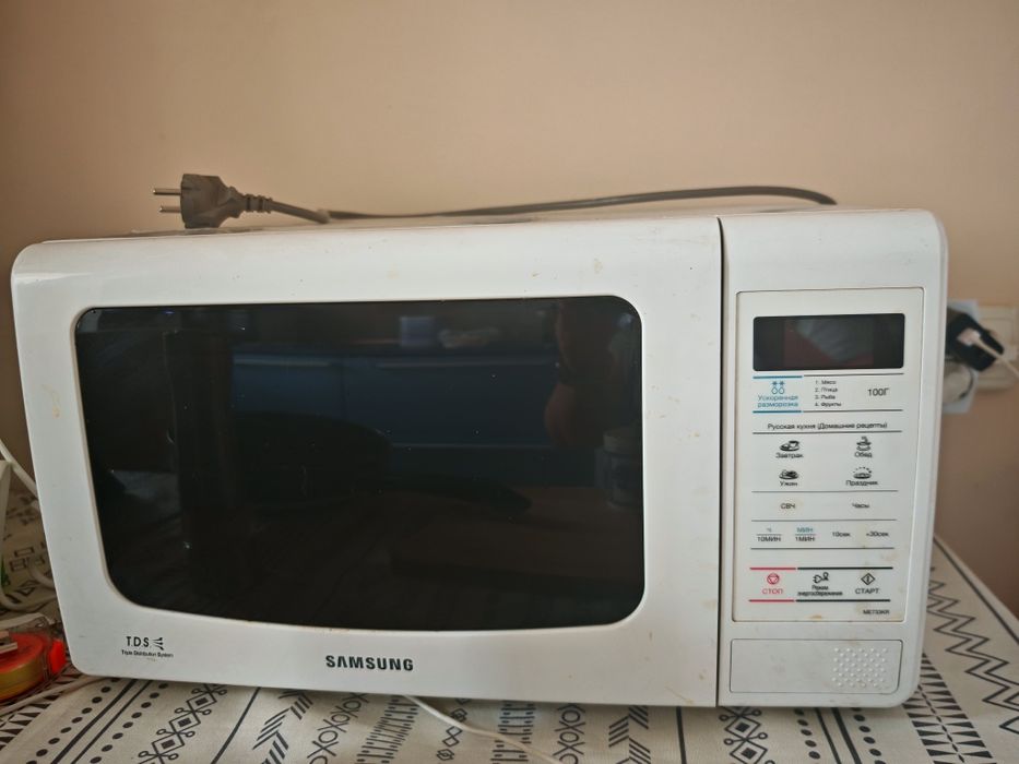 Микроволновка Samsung