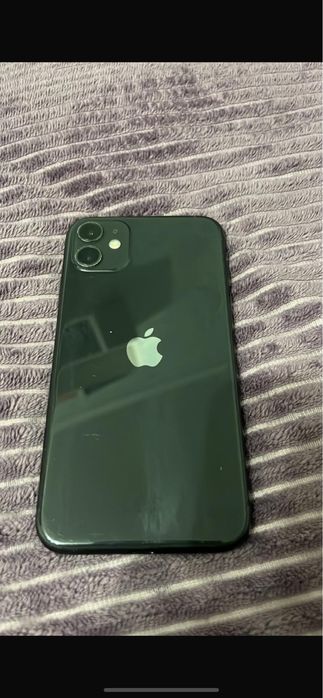 Айфон 11 в хорошем состоянии