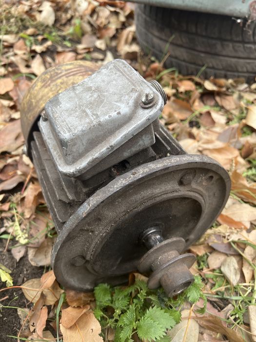 Продам электродвиготель 2.2 кв