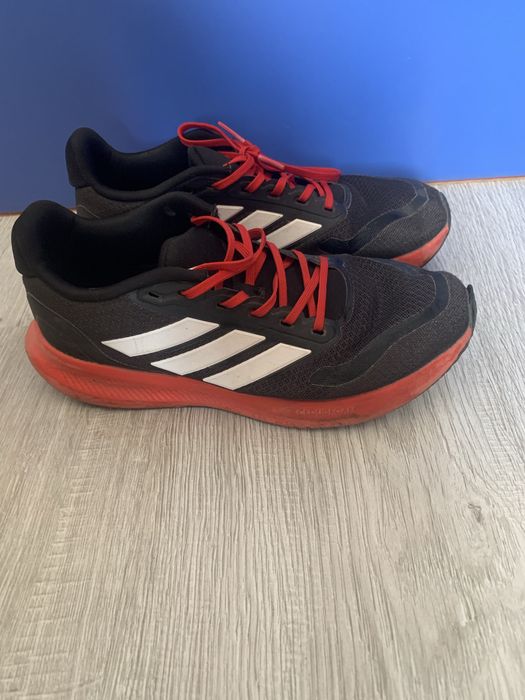 Маратонки Adidas