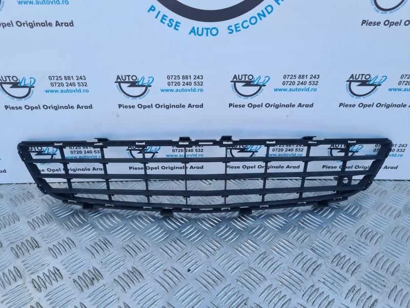 Grila inferioara bara fata Opel Vectra C facelift