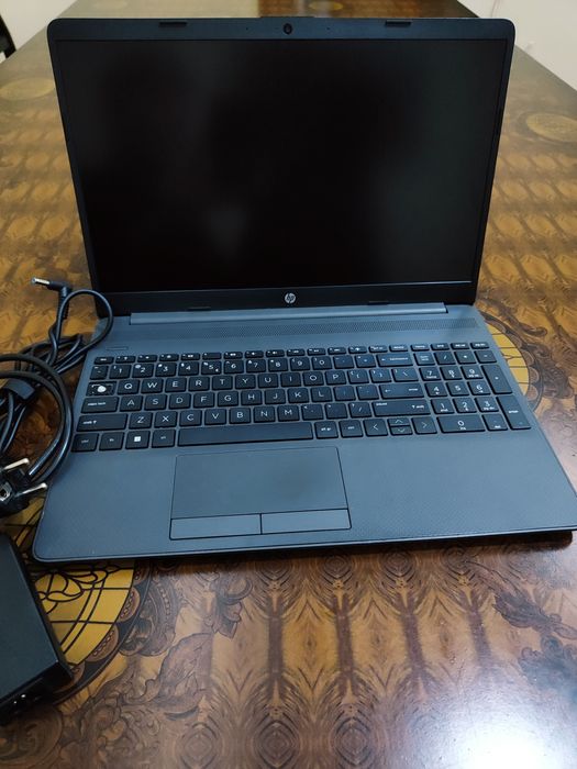 HP Laptop windows 10 pro