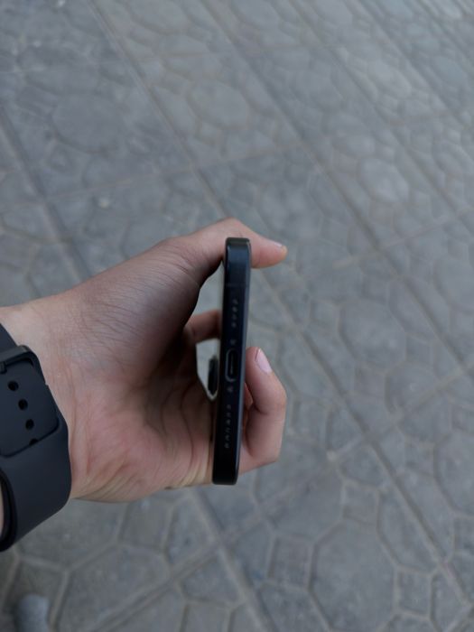 Apple Iphone 16 plus