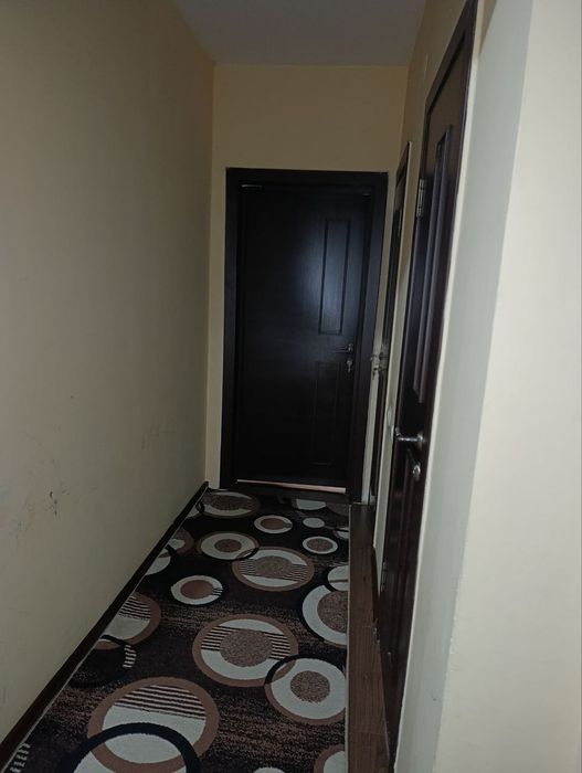 Олмос махалля Продаётся 3х комнатная квартира частично с мебелью и быт