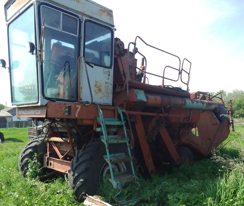 Продам трактор и многое другое.